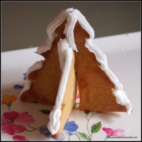 Standing 3D Gingerbread Christmas tree, with icing snow.